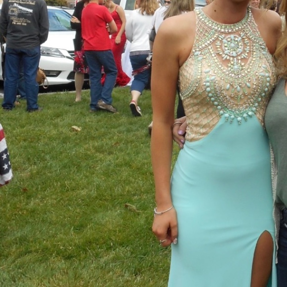 Rachel Allen prom dress
